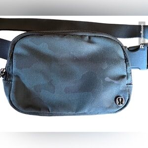 Lululemon Camo Everywhere Belt Bag 1L